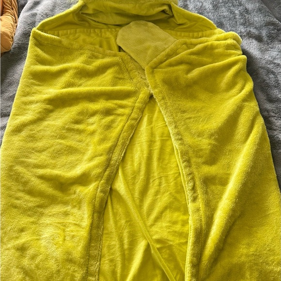 Grinch hooded toddler blanket - Picture 2 of 4